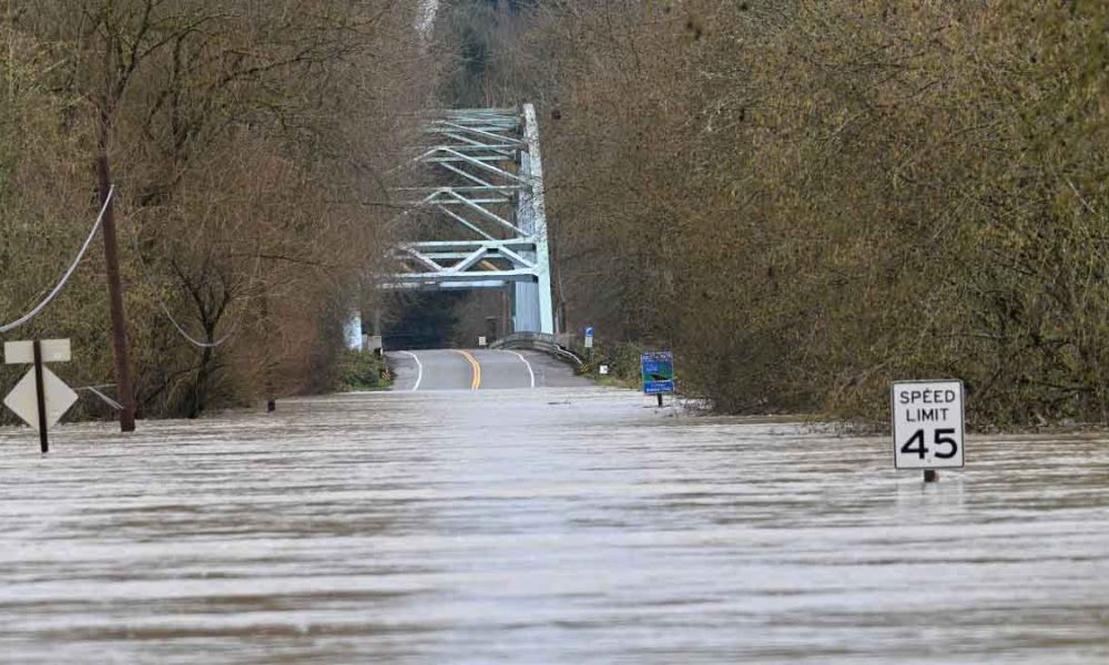 Flooding in Duvall, Washington at the 124th Street Bridge